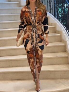 Multi colored midi dress Medium